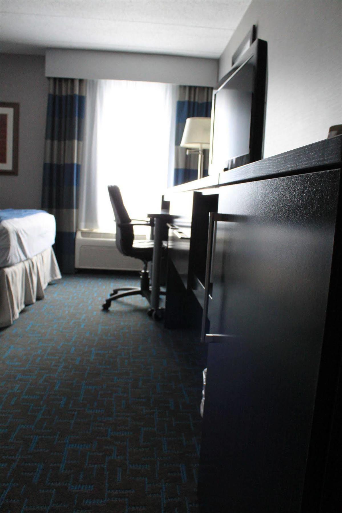 Holiday Inn Express Janesville-I-90 & Us Highway 14 By Ihg Extérieur photo